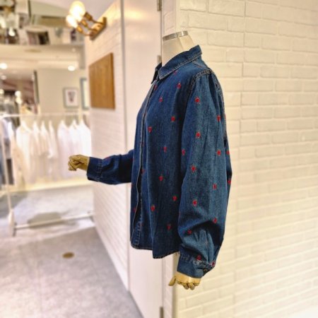 르딸기자수데님셔츠