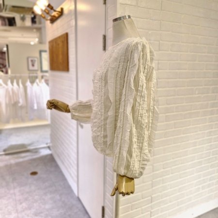 르리뷰프릴블라우스