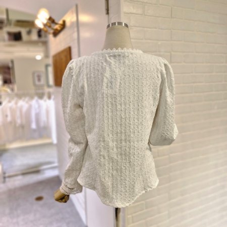 르르젬블라우스