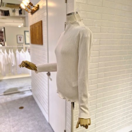 르플라츠반폴긴팔티셔츠