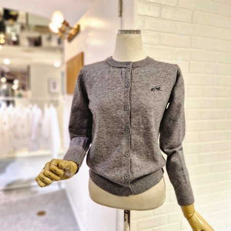 르라리본자수가디건