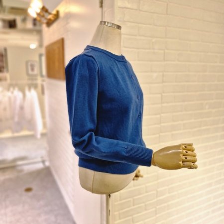 르라리본자수가디건