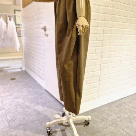 르단추배기팬츠