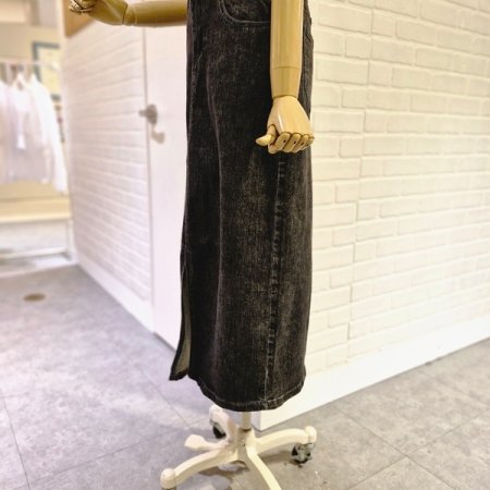 르앞트임일자데님스커트