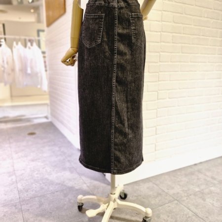 르앞트임일자데님스커트