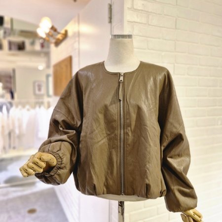 라운드셔링레더자켓