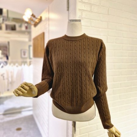 르니꽈배기니트