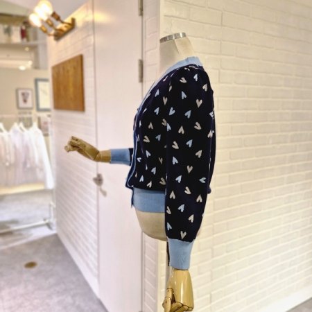 르멀티하트가디건