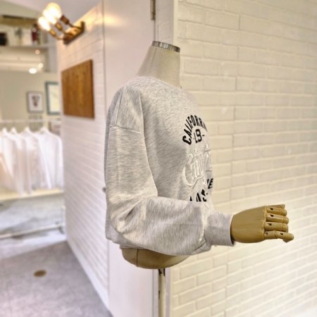 르레터링나맨투맨티셔츠