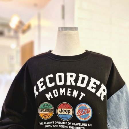 르데님배색레터링티셔츠