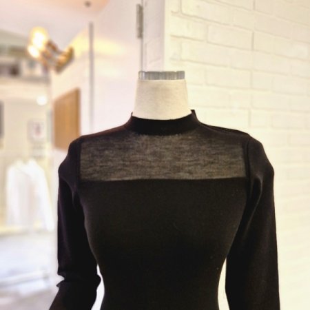 시스루절개니트