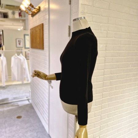 시스루절개니트