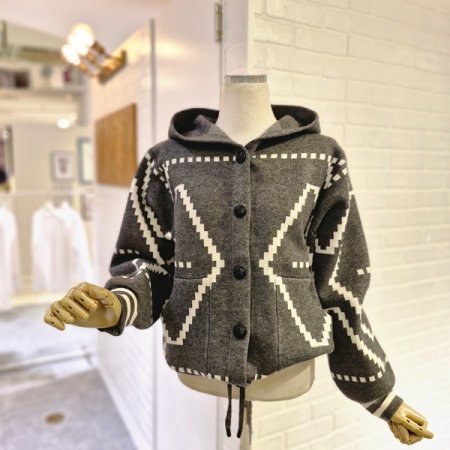 르모후드가디건