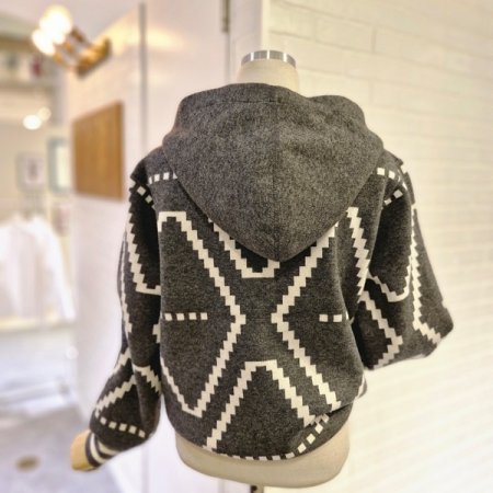 르모후드가디건