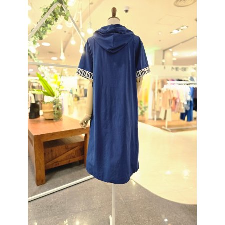 소매레터링 후드원피스