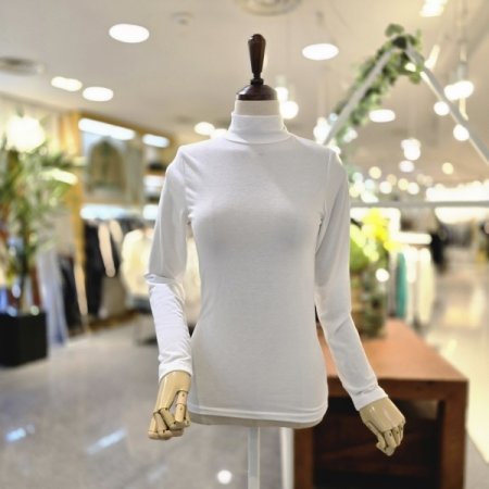 디셀반목폴라 기모티셔츠