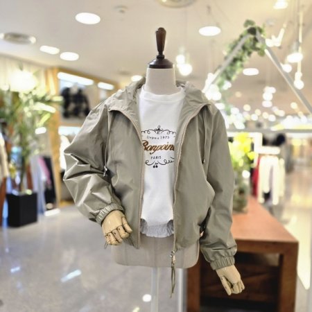 바스락 후드점퍼