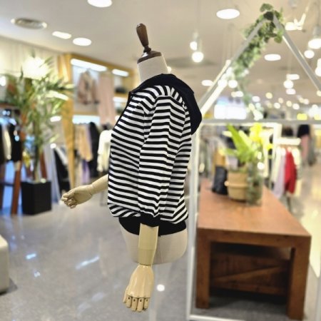 단가라지퍼후드니트