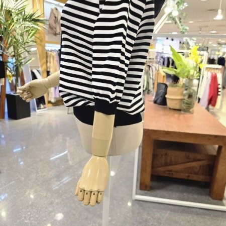 단가라지퍼후드니트