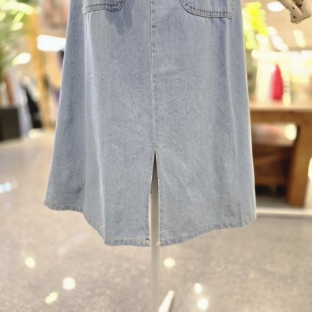 앞트임플레어데님스커트