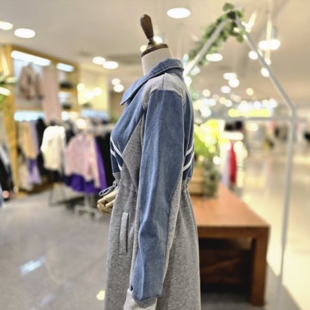 청배색 카라원피스