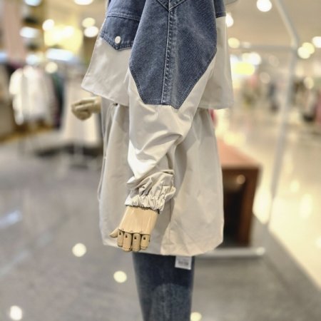 어깨청배색스트링 점퍼