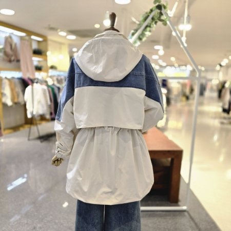 어깨청배색스트링 점퍼