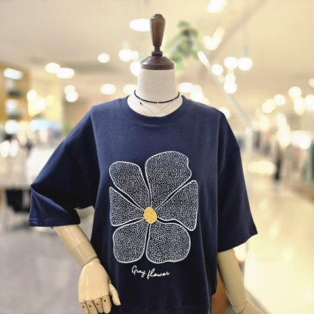 그레이플라워 티셔츠
