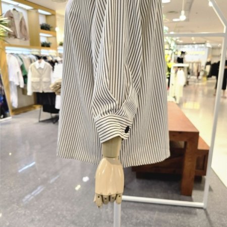 블랙빈 라인셔츠