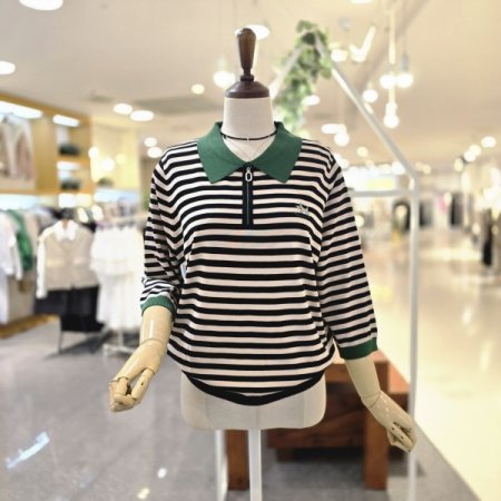 배색카라포인트인 니트