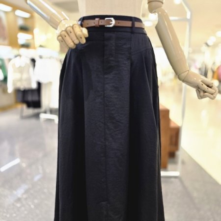 벨트핀턱주름 스커트