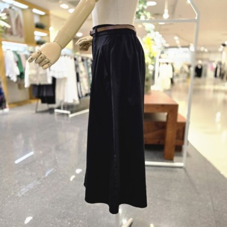 벨트핀턱주름 스커트