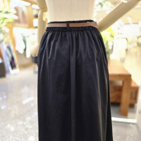 벨트핀턱주름 스커트