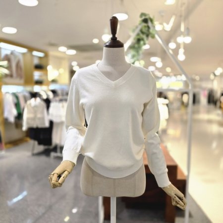 심플브이넥 니트