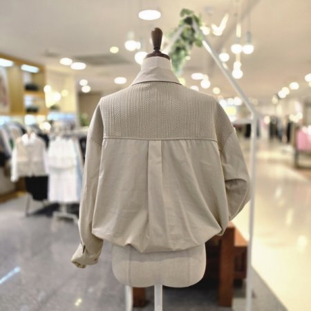 배색오각주머니 블라우스