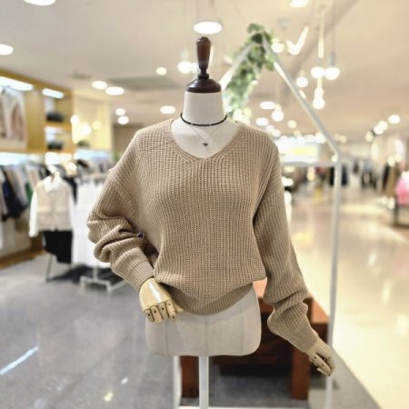 하찌성형크롭V니트