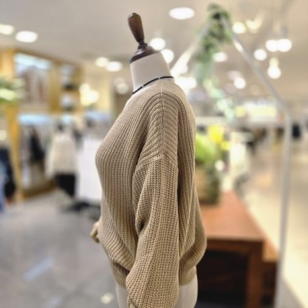 하찌성형크롭V니트