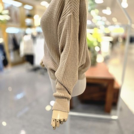 하찌성형크롭V니트