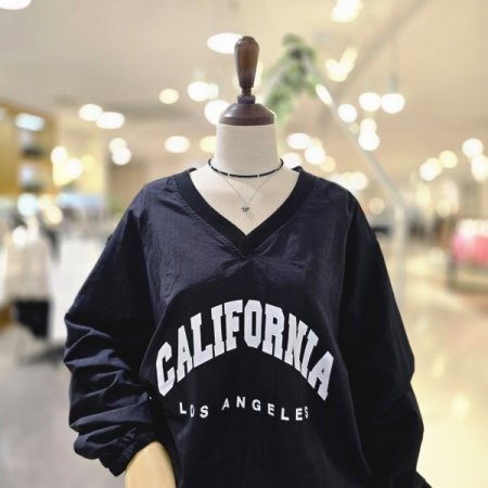 레터링브이 아노락티셔츠