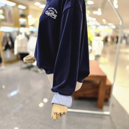 카라배색 맨투맨티셔츠