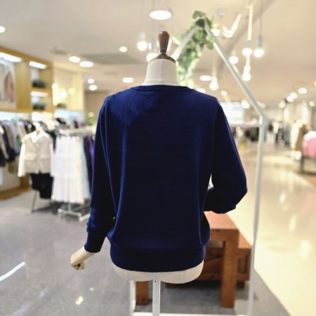 금장단추 자수가디건