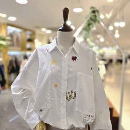 무당벌레 자수셔츠