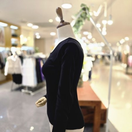 면스퀘어넥 티셔츠