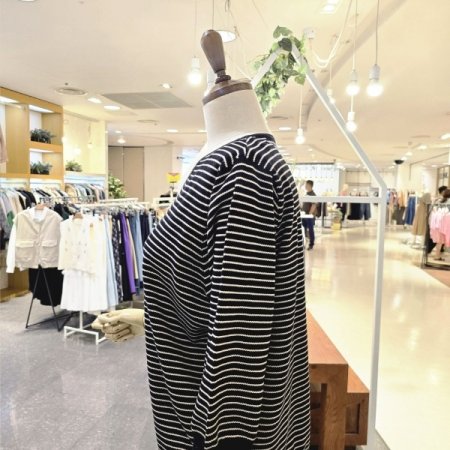 V비즈 단가라셔링니트