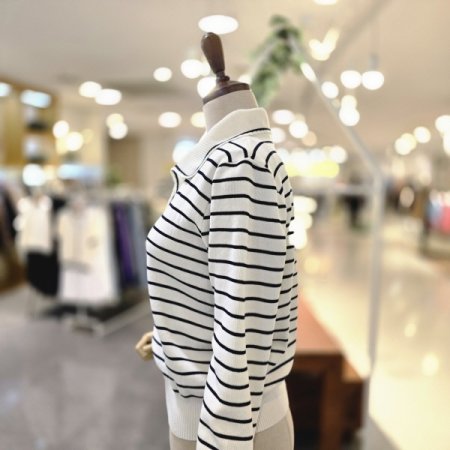 펀칭카라 스트라이프니트