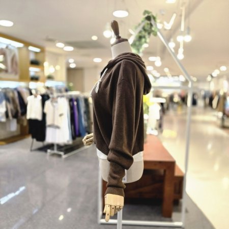 로나나시크롭후드니트