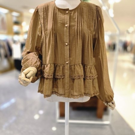 슈가레이스 블라우스