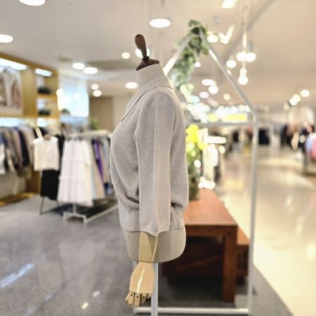 핀턱소매 카라니트