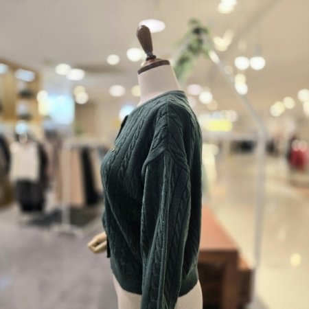 아몬드 꽈 가디건