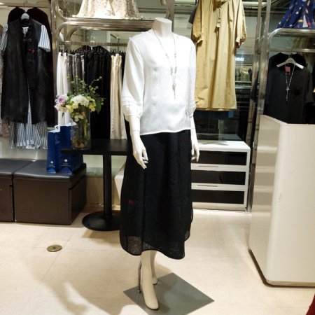 풍기인견 안개수 라운드 블라우스